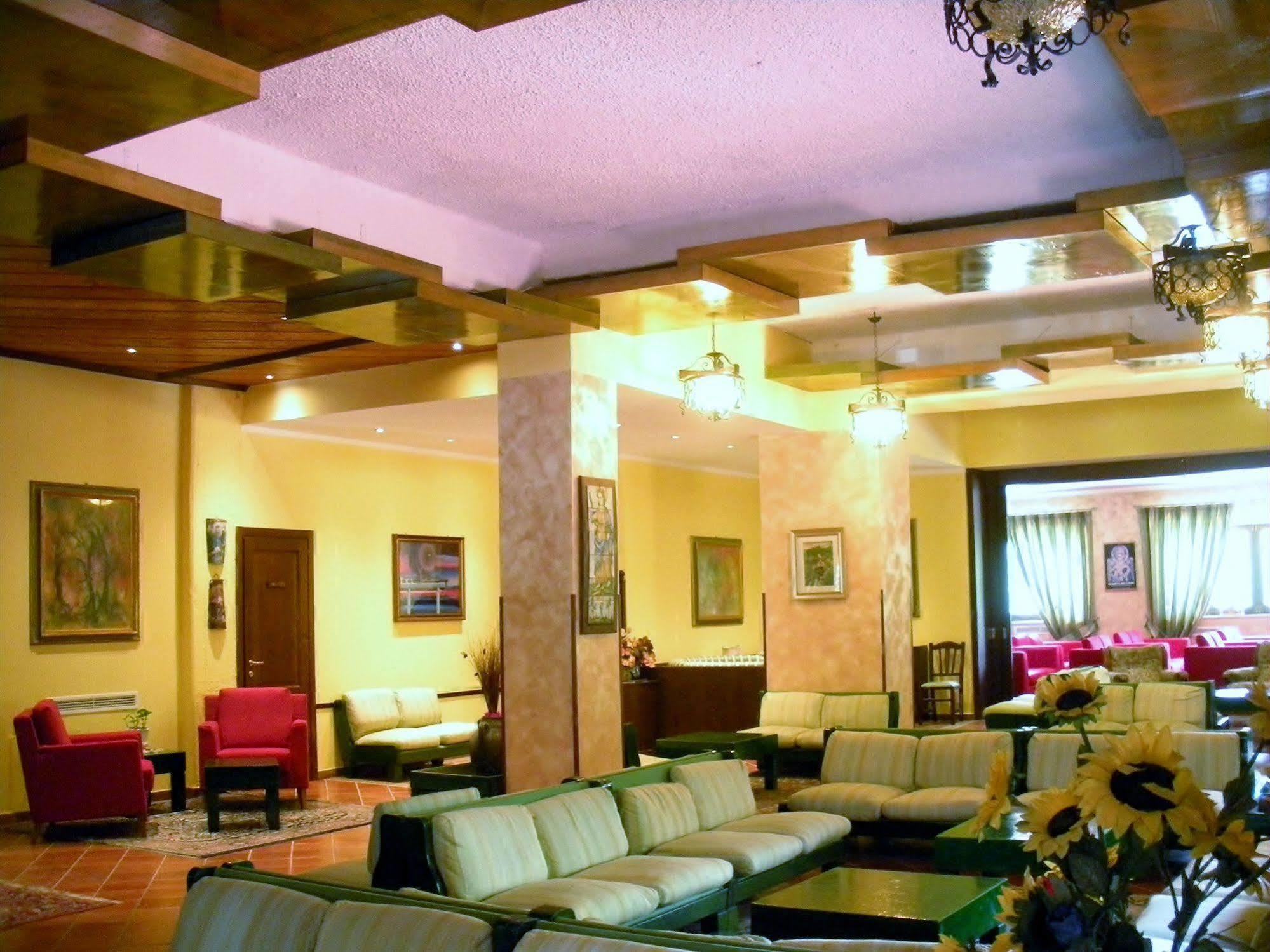 Ovindoli Park Hotel & Spa Exterior photo
